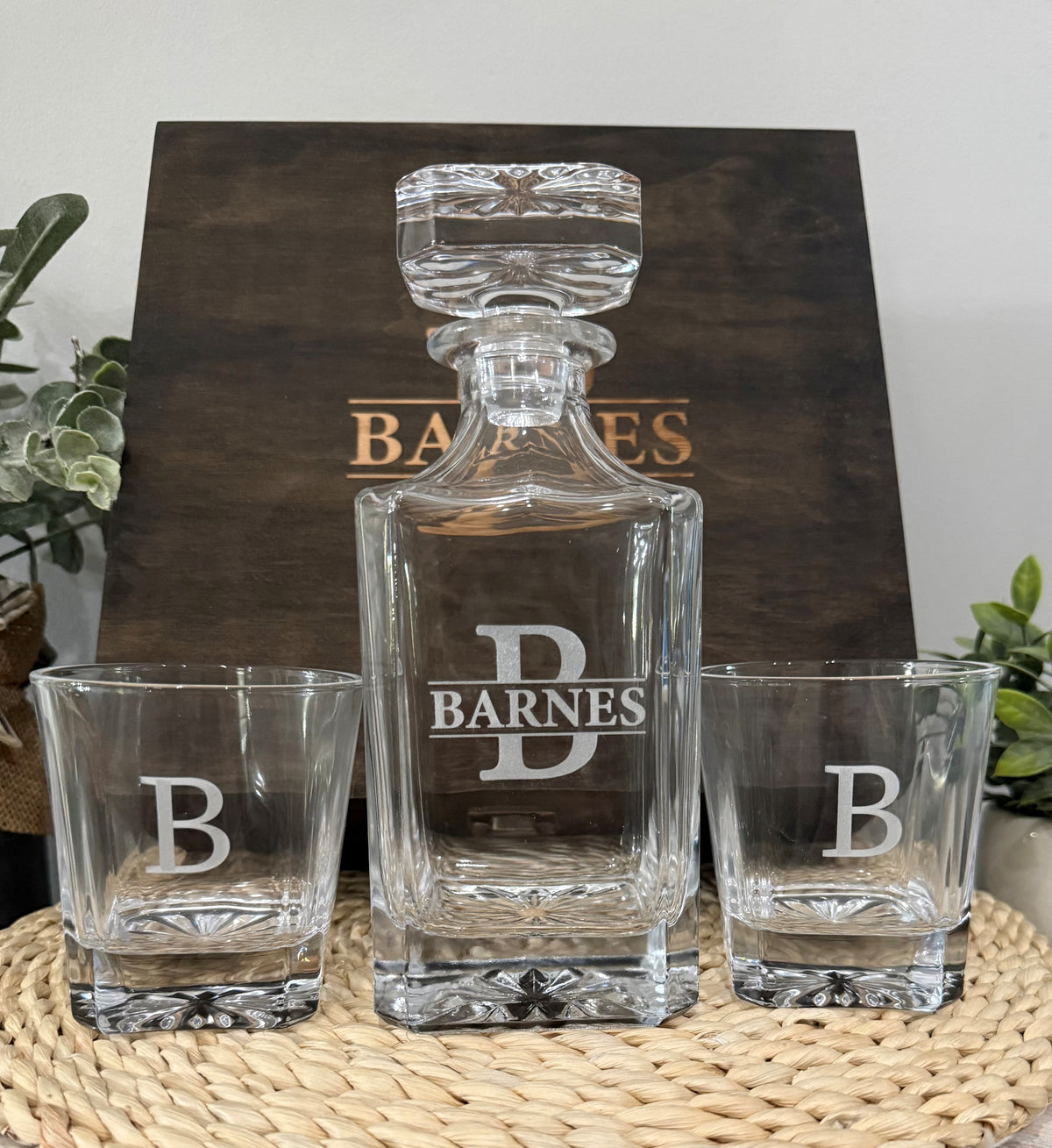 Personalized Whiskey Decanter Set with Optional Dark Walnut Wooden Gift Box - Laser Engraved